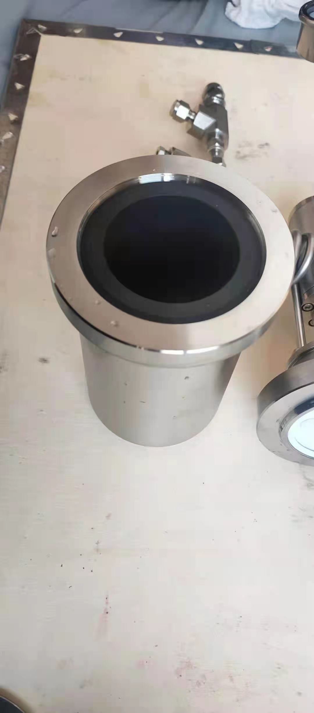 雙視窗磁耦合機(jī)械攪拌反應(yīng)釜 雙視窗磁耦合機(jī)械攪拌反應(yīng)釜